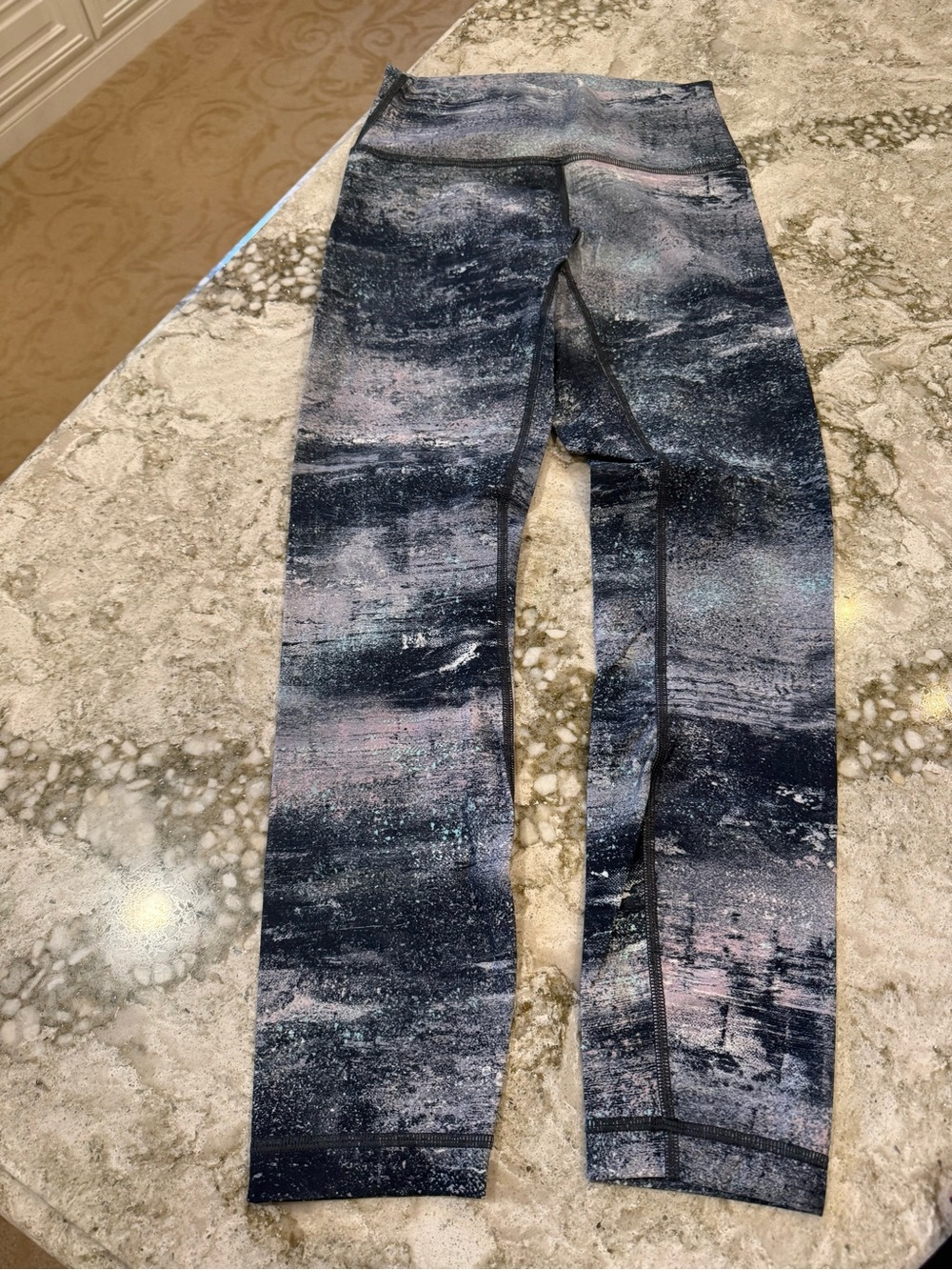 lululemon athletica Black, Gray and Pink Ombre Performance Jeggings